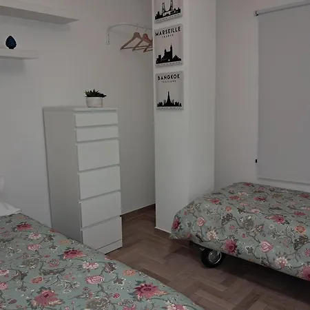 Oltremare Apartament *